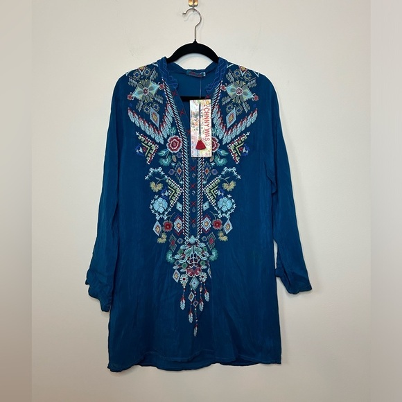Johnny Was Blue Embroidered Tunic Blouse Size S *NWT* - Picture 3 of 9